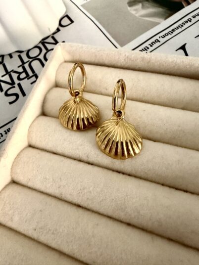 CALIE HOOPS EARRING