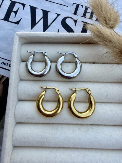 EUA EARRING