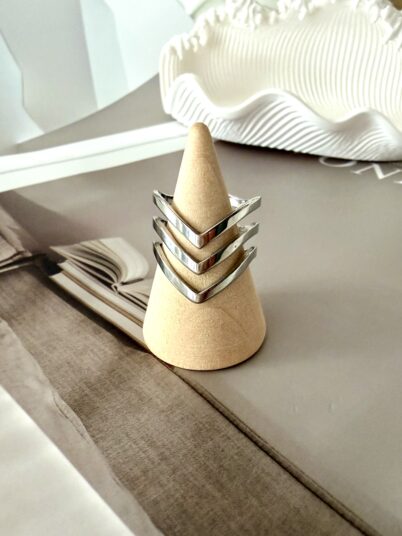 TIARA RING