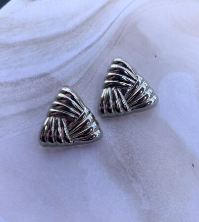 THIRA EARRING