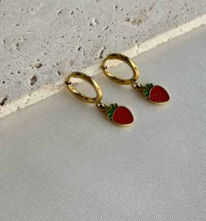 STRAWBERRY KISS EARRING
