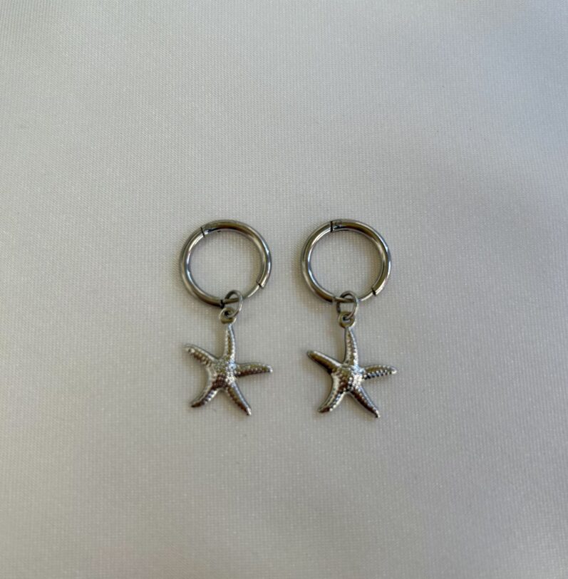 LILY EARRING