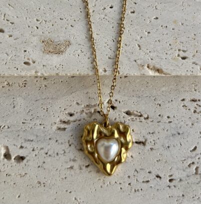 VIVIENNE NECKLACE