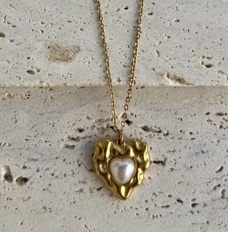 VIVIENNE NECKLACE