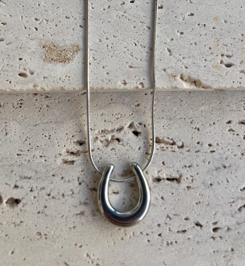 INES NECKLACE