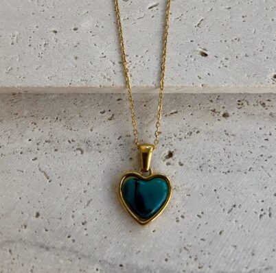 HEART PENDANT NECKLACE