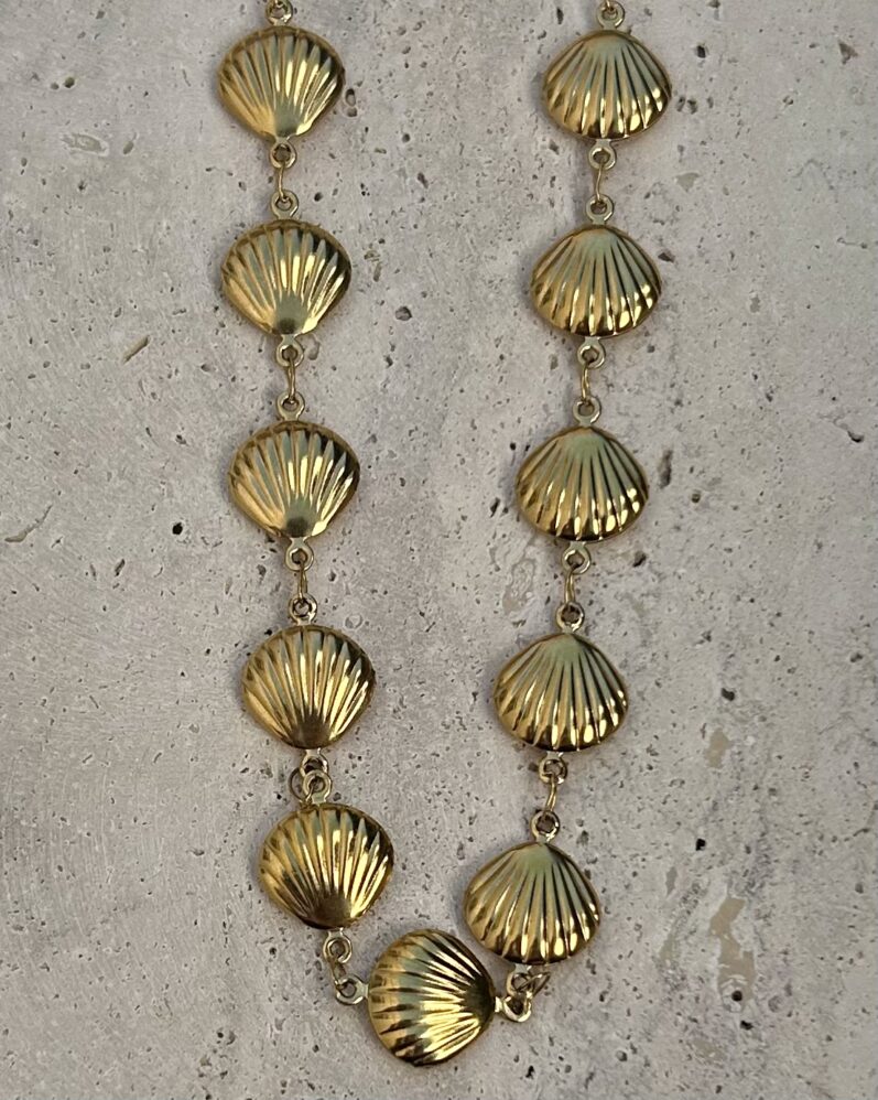 SEASHELL NECKLACE