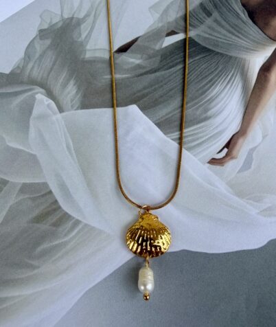 ONA NECKLACE