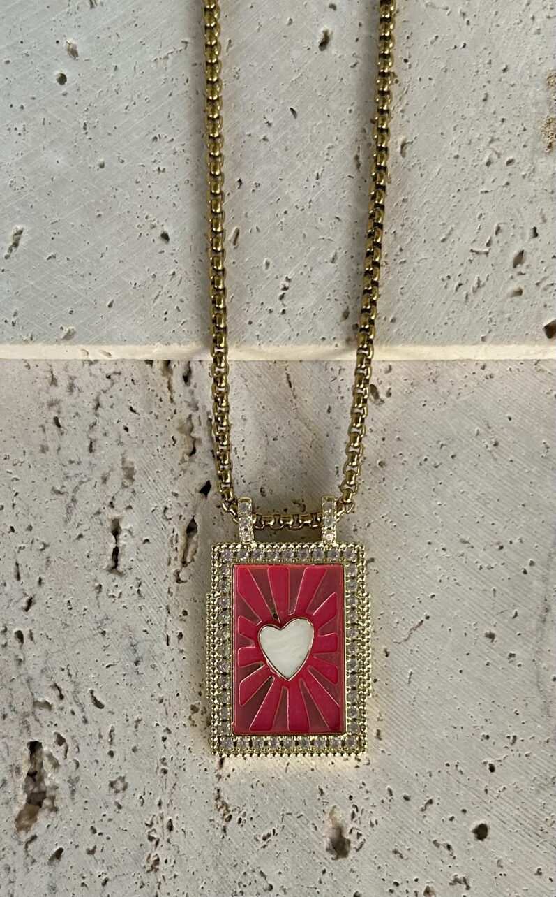 LYMINOUS HEART NECKLACE