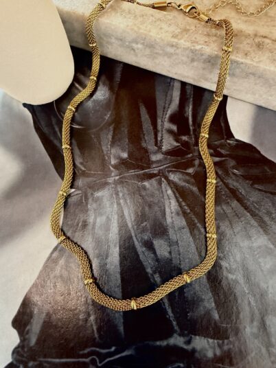 SANDRA NECKLACE