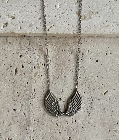FEATHER NECKLACE