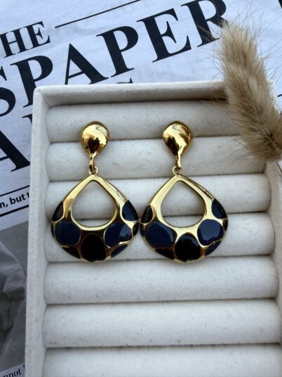 VASILISA EARRING