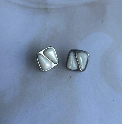 OPALINE EARRING