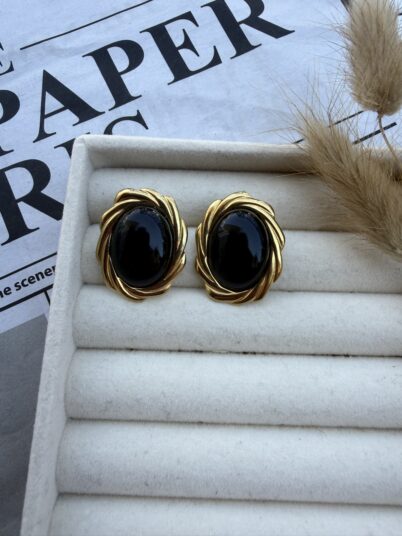 BLACK ROYALE EARRING