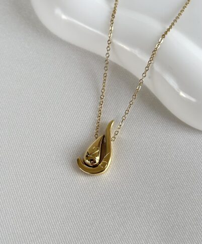 LACKY TEAR NECKLACE 2026