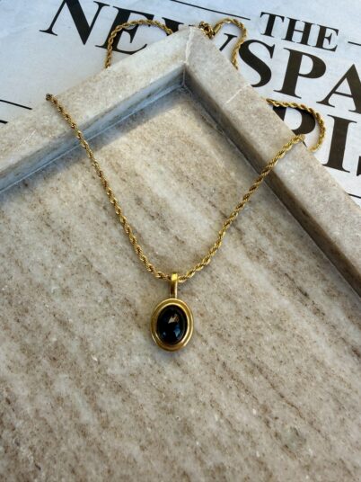DARK NECKLACE