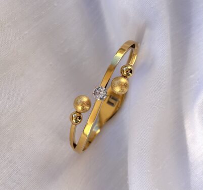 GOLDEN BALANCE BRACELET