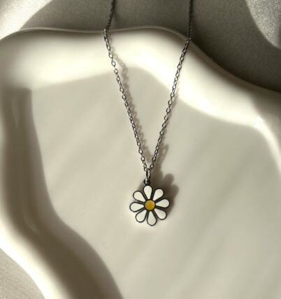 DAISY GLOW NECKLACE