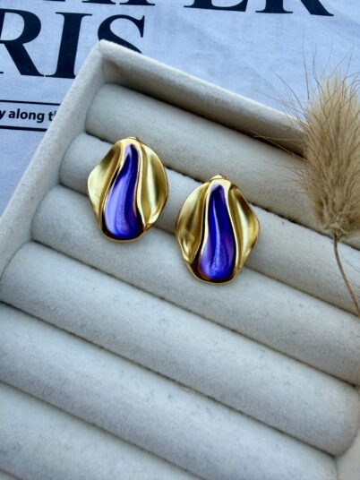 GOLDEN IRIS EARRING