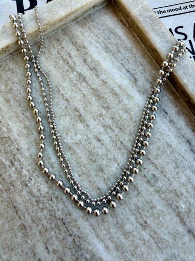 TRIPLE GLOW NECKLACE